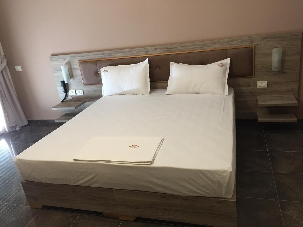 Herges Hotel Durrës Cameră foto